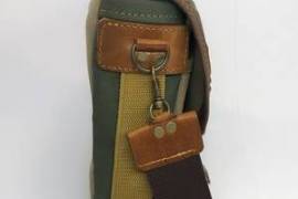 Jagsakkie/Canvas Hunting Shoulder Bag, R 750.00