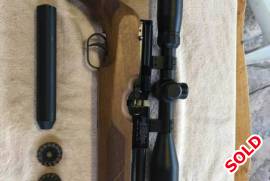 Weihrauch HW100 (5mm) PCP Air Rifle , Weihrauch HW100 (5mm) PCP Air Rifle in Excellent Condition.

300 bar 10 liter diving cylinder

Filling Adaptor

Carry Bag

Scope - Hawke 3-12X44SF

All together

Levyno Botha  083 288 7772
