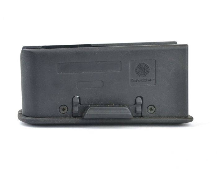 Steyr Pro Hunter Magazines, 
Brand:Steyr
SKU: ST-2607050604
Weight: 110 Grams
Calibre: .243, .308, .260, 7mm-08
Capacity: 10 rd
Model fit: Steyr Pro Hunter, Steyr Pro Varmint, Steyr Scout, Steyr SSG 04, Steyr SSG 08, Steyr SSG Carbon, Steyr Elite
Material: Polymer
Colour:    Black

