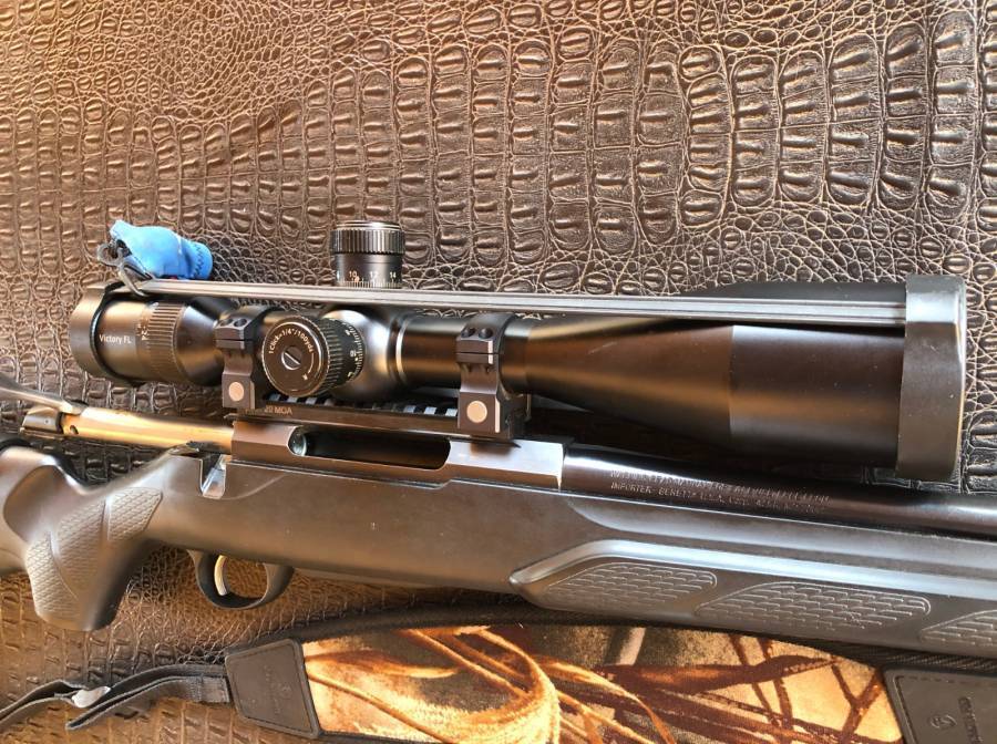 Zeiss Victory Diavari 6 - 24 x 56, Selling Zeiss Victory Diavari with Nightforce Ultra Light mounts.
43 Reticle (Milldot)