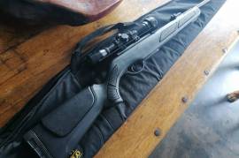 Gamo Shadow DX rifle, extremely good condition, Gamo air rifle SHADOW DX . 22  or  5.5 mil
Hardly used. Comes with scope and carry bag.
VERY  powerful. As new
R2999