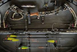 Mathews Monster Bow SWAP, Mathews Monster Bow 80 pound in new condition. 
Complete package from case to arrows and many more ready to hunt. 

To swap for a PCP Air Rifle in mint condition, Bow's value is R18 000 and is practically brand new. 

Contact John 083 277 9727