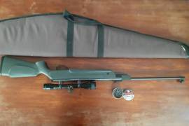 Hatsan Mod 70 Air Rifle, Hatsan Mod 70 Springer Air rifle
Gamo Springer Scope included
Left over pellets included
Rifle bag included
Very Good condition
