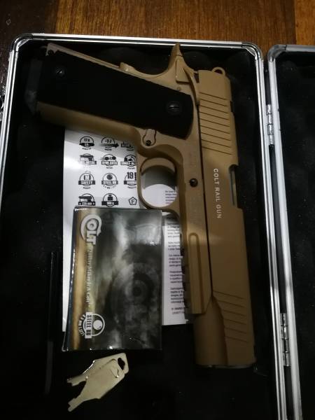 Umarex colt m45 cqbq 4.5mm , Hi. I'm selling my umarex colt m45 cqbq 4.5mm bb gun. Like new. Only fired 2 magazines. Feels and operates like the real thing. Price slightly negotiable. Comes with metal case 