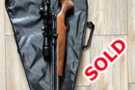 BSA Buccaneer SE 5.5mm for sale, BSA Buccaneer SE 5.5mm air rifle with scope and bag for sale. Rifle is still in excellent condition please call Armand for more info 0713536655