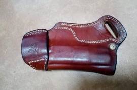 Leather Holster , Leather Holster 
For 9mm Star Pistol
Carry behind the back type - as per pic.
R500
WhatsApp 0788440401
