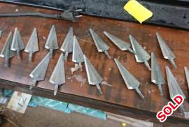 Broadheads for sale, Hi I have 24 x 315gr Ashby heads, left helical
and 18 x 315gr ashby heads right helical for sale.
Also 6 x 125gr silverflame broadheads, large cutting diameter.

Make offers

Contact me on 0720481914 or john@easterncapebowhunting.com