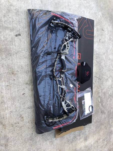 Hoyt Rx1 Turbo 70 Rh 29.5 UA Ridge reaper , This is an rx1 turbo in under Armour camo. Just upgraded so it has to go. It comes with box case and all papers. Message me any questions.

 