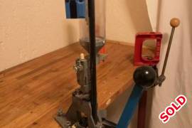 Dillon SDB .40S&W Precision Press, The Dillon SDB is a 4-station progressive reloading machine capable of loading 400 to 500 rounds per hour, setup for 40S&W
