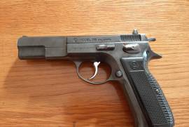 I AM WANTING TO BUY FOR CASH , Looking for CZ 75 PRE B / 75 B / 85 R 4000-  R 8000 Pistols in good condition. Cash Buyer. The better The Quality,The better Price !!!