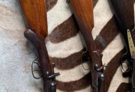 Deactivated shotguns , Old deactivated shot guns in good condition no license needed they are deactivated ! 