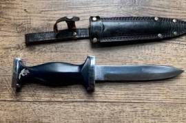 German ss dagger , Very scarce 100% origonal SS DAGGER in very good condition with markings ! Pls whatsapp me or email me for details 