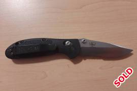 Benchmade 556s folding knife for sale, Never been used as this folding knife is part of a collection.
154 CM blade.