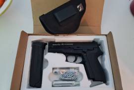 Guerrilla Snorre C02 handgun, Awesome C02 pistol only been fired 50 times

Comes with holster

Brand new they go for R1250
