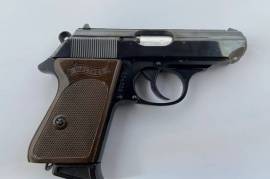 WALTHER PPK 7.65mm PISTOL, German manufactured 7.65mm 7-shot double-action pistol. The pistol is in very good original condition with the original grips. Shows very, very little holster wear.


