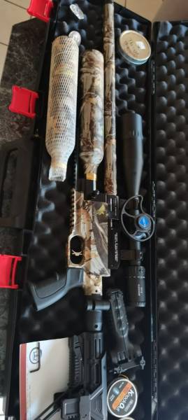 Kral Jumbo Dazzle, Kral Jumbo Dazzle
.22 
Silencer
Discovery scope: VT-Z 6-24x50 SF
Bi-pod
Carry case and camo bag
Bean bag
Silencer
Extra Cylinder
 