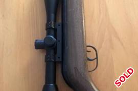 Gamo Hunter Evo air rifle , Gamo Hunter Evo with 10x42 scope, good condition. 
