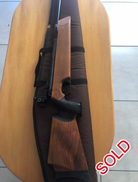 Feinwerkbau 300s match rifle , FWB300s 10m target air rifle, excellent condition. New seals fitted and functions 100%. Extremely accurate rifle. Comes with original Diopter sights. 