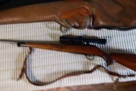 .222 hunting rifle with scope and bag, .222 rifle and sling and bag