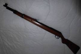 Diana K98 mauser replica, Diana K98 mauser replica .177 under lever as new - 2 weeks old.  R5699. Tel. 0767101457