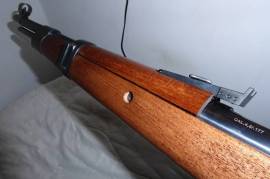 Diana K98 mauser replica, Diana K98 mauser replica .177 under lever as new - 2 weeks old.  R5699. Tel. 0767101457
