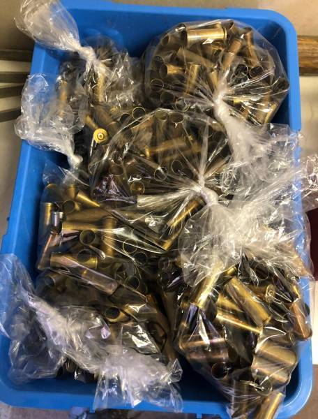 .38 special brass / CMJ 135g heads, 1. Assorted brass, once and twice fired mixed x 865 @ R1.00 = R865.00
2. CMJ 135g bullet heads new x 659 @ R1.00 = R659.00
Total R1524 for all or nearest cash offer.