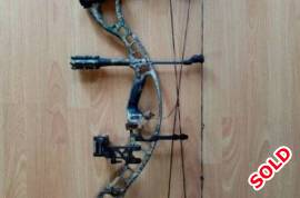 Hoyt maxxis 31, Hoyt maxxis 31, Right hand hoyt maxxis 31 in excellent condition draw weight is 60-70 lbs and draw length is 28-30'' bow comes complete with a 5 pin Tru glo sight, a fuse stabilizer, a scott trigger release. a hard case, and two easton arrows. call or whatsapp me on 0791111911
