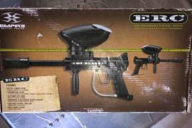 Empire BT4 Combat ERC Paintball Gun, Selling my Empire Paintball Marker - BT-4 Combat ERC. Used handful of times. Comes with all original packaging and manual, 2 gas canisters and 2000 paintballs.
price neg.