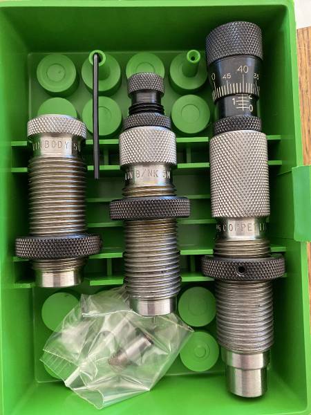 .308 Redding Type S Match Reloading Die Set +, Like New.
Used Once.
Includes: Redding Titanium Nitride Bushing Size .334

Contact Owner: 083 288 5636