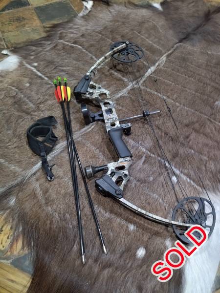 Mathews Mission Craze, Mathews Mission Craze compound bow for sale. Great beginner/youngster bow. Poundage adjustable from 15 to 70 pounds and draw length adjustable from 19 to 30 inches. Includes rest, cobra 3pin sight, cobra release and some arrows. R4000 or make me an offer. Regards Wynand 0716043786