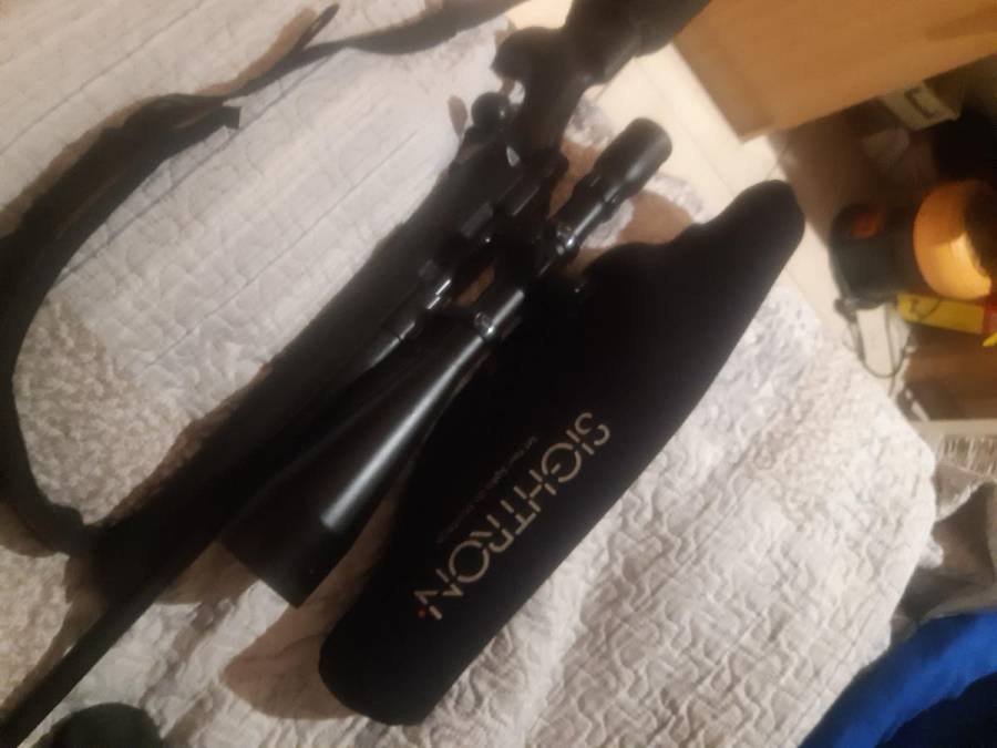 Sightron  s111 series moa 2 reticle, Sightron s111   10-50x60 2moa reticle .Excellent rifle scope. Comes with 30mm lynx rings.