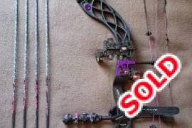 Bowtech Carbon Rose, Bowtech Carbon Rose LH for sale
Comes with bag, arrows, trigger and all that is on the bow

Price is negotiable or open to offers

Luke-068 365 4846