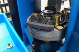 Stop Powder Spill on Dillon 650 & 1050, These are powder spill preventing brushes for Dillon 650 & 1050 reloading machines.
Only takes a few seconds to install. See additional information for a YouTube video
on how it works, as well as the difference between the 650 & 1050.