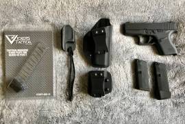 Glock 43, Glock 43 in excellent condition (fired under 500 rounds) with the following accessories:
- 1 x CKCS RH IWB holster
- 1 x CKCS trigger guard holster
- 1 x CKCS ISB magazine carrier
- 2 x Glock magazines
- 1 x +2 Vickers Tactical magazine extension
- Meprolighy TRU DOT night sights
- Original Glock Carry case