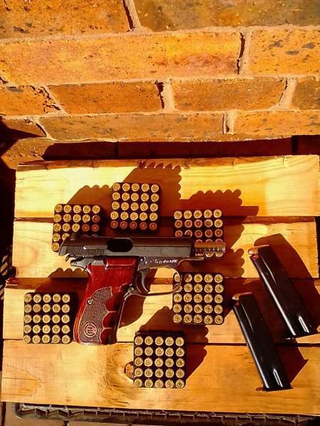 Pistols, Target Pistols, CZ83 Short Pistol for sale with bullets neg, CZ, 83, short pistol, Like New, South Africa, Gauteng, Valhalla