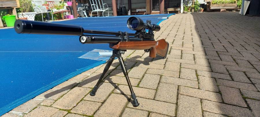 Hatsan AT44-10 Turkish Walnut, Selling my Hatsan. Includes 3x mags, silencer, bipod, filling adapter and 2 tins of pellets. Serviced recently. Tuned for accuracy. References available.
SCOPE NOT INCLUDED. 