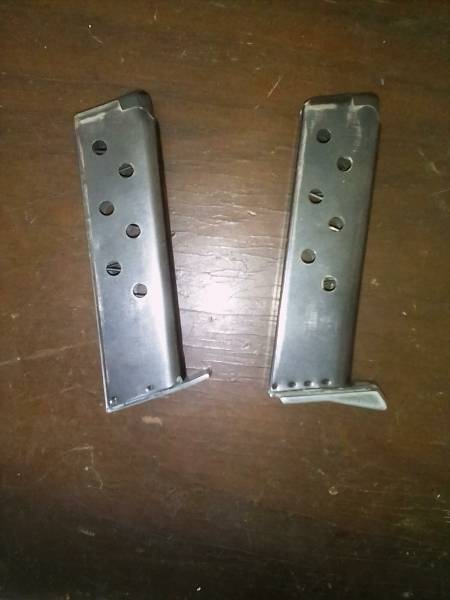 Jennings magazines,  2x 7 round single stack magazines for Jennings m38 380 auto still in decent condition, one is the flush fitting and the other hand the finger extension asking R250 for both