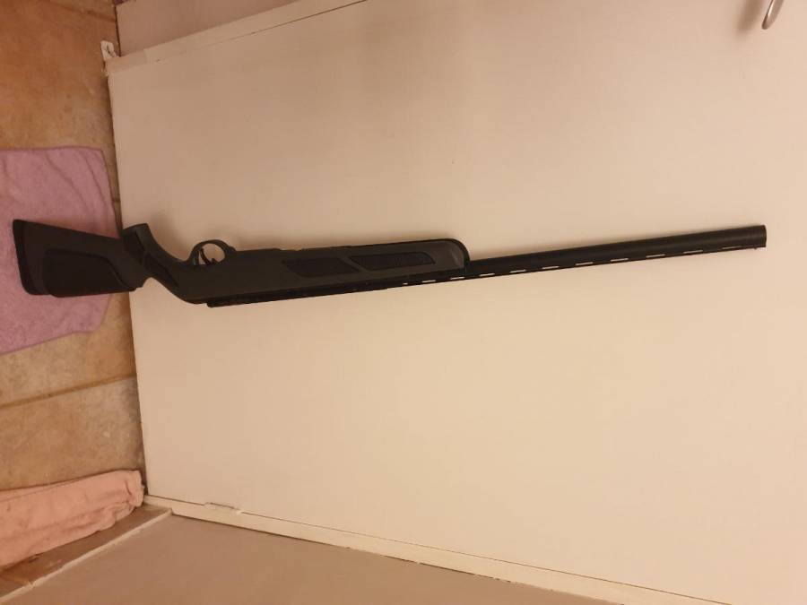 Gamo Viperskeet rifle for sale, In excellent condition, have barely used it over the years. Still has the box.