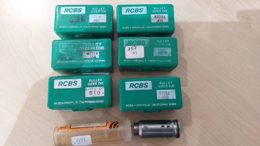 RCBS/Lyman bullet resizing dies., RCBS/Lyman bullet resizing dies. Available sizes are  .426   .410   .354    .510    and   .509 . R150 each.  Postnet in SA available at R100.  Trevor.