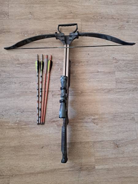 Excalibur Excocet 175lb crossbow, Great crossbow looking for a good home. Sold with Simmons 4x32 crossbow scope and 4 used bolts. It will need a string replacement soon, but is otherwise working perfectly. Price negotiable. 