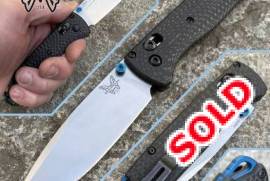 Benchmade Bougout carbon fibre S90V blade, Benchmade Bugout Carbon Fiber Handle w/Plain Satin Blade Finish

Straight sale: R6500.00
Condition: Brand new and Unused from Personal collection
please contact ne on 076 137 8736 for more information.