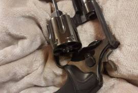 Revolvers, Revolvers, Classic Smith & Wesson, R 16,000.00, Smith and Wesson, 29 Classic, 44 Magnum, Like New, South Africa, Gauteng, Kempton Park