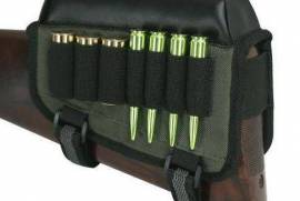 Cheek Risers Right+left hand, PU and Canvas. Fits 95% of gun stocks.
Riser is +- 1