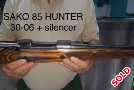 SAKO 85 Hunter 30-06 , SAKO 85, 30-06, Condition like new, shot less than 100 rounds! Comes with silenser and Lee die set! R18500, Gun is booked in at dealer. 0823419555