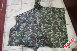 Camo waterproof poncho, Camo waterproof poncho,large for sale,brand new unwanted gift
Asking R400
Courier cost for buyer
Contact Francois at 0849099317