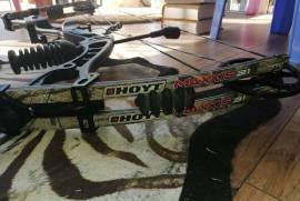Hoyt Maxxis 31 compound bow for sale, Hoyt Maxxis 31 Compound bow with kit.

Draw length: 29 