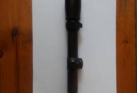  BIG GAME RIFLE SCOPE, Scope has had limited use and is in very good condition with box.