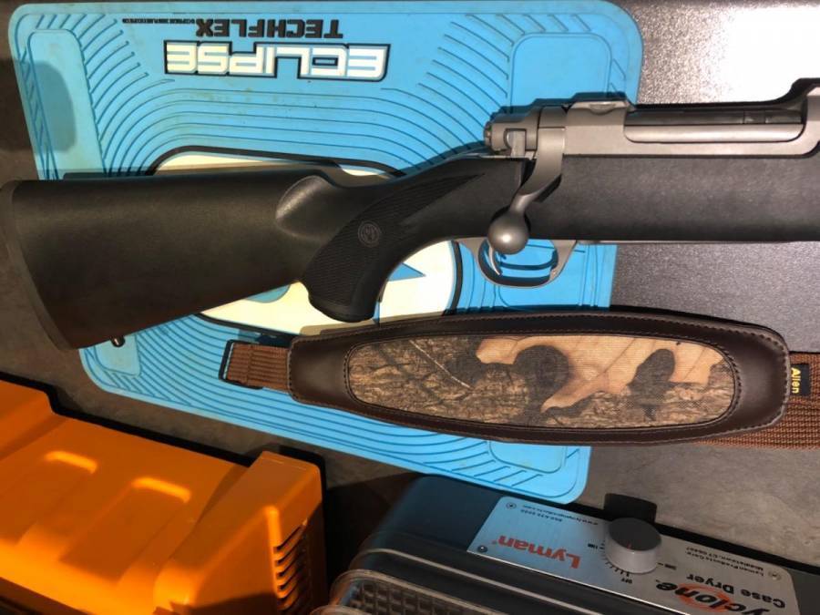 Ruger M77 Original Synthetic STOCK for sale, Ruger M77 Hawkeye SA Original Black Synthetic STOCK only for sale
Including Allen rifle sling with swivels included 
Including Ruger M77 all weather scope rings size 4 and 5
 