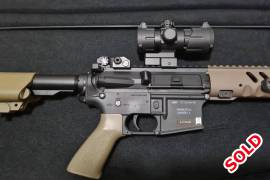 Airsoft AR15 with optical sights 
