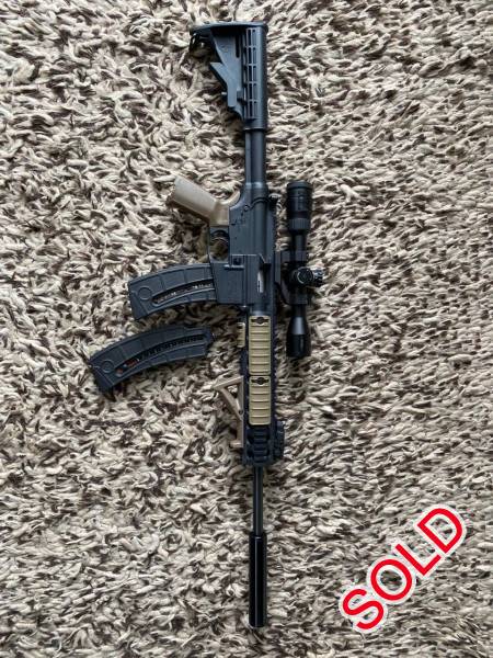 Smith and Wesson m&p 15-22 , R 11,900.00